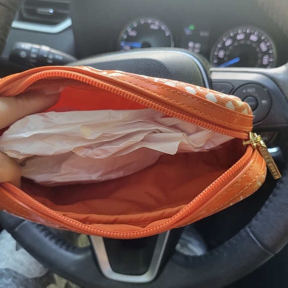 Beautiful vibrant orange 🍊 TORY BURCH cosmetic 💄 bag! GORGEOUS 💓 - Picture 4 of 5